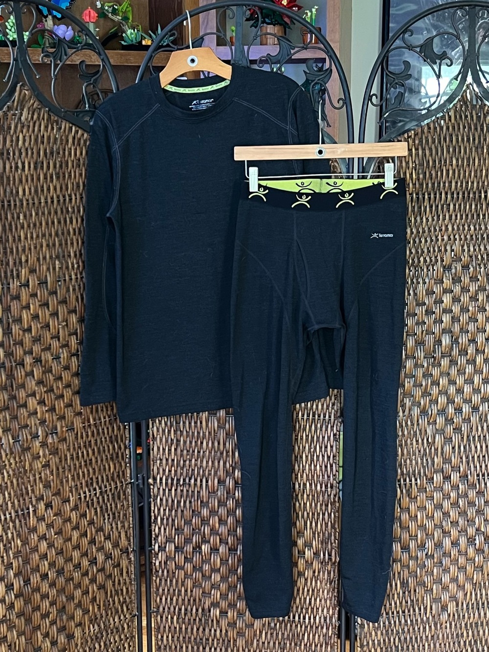 S/M Wool Baselayer Terramar Brand Leggings and Top Set